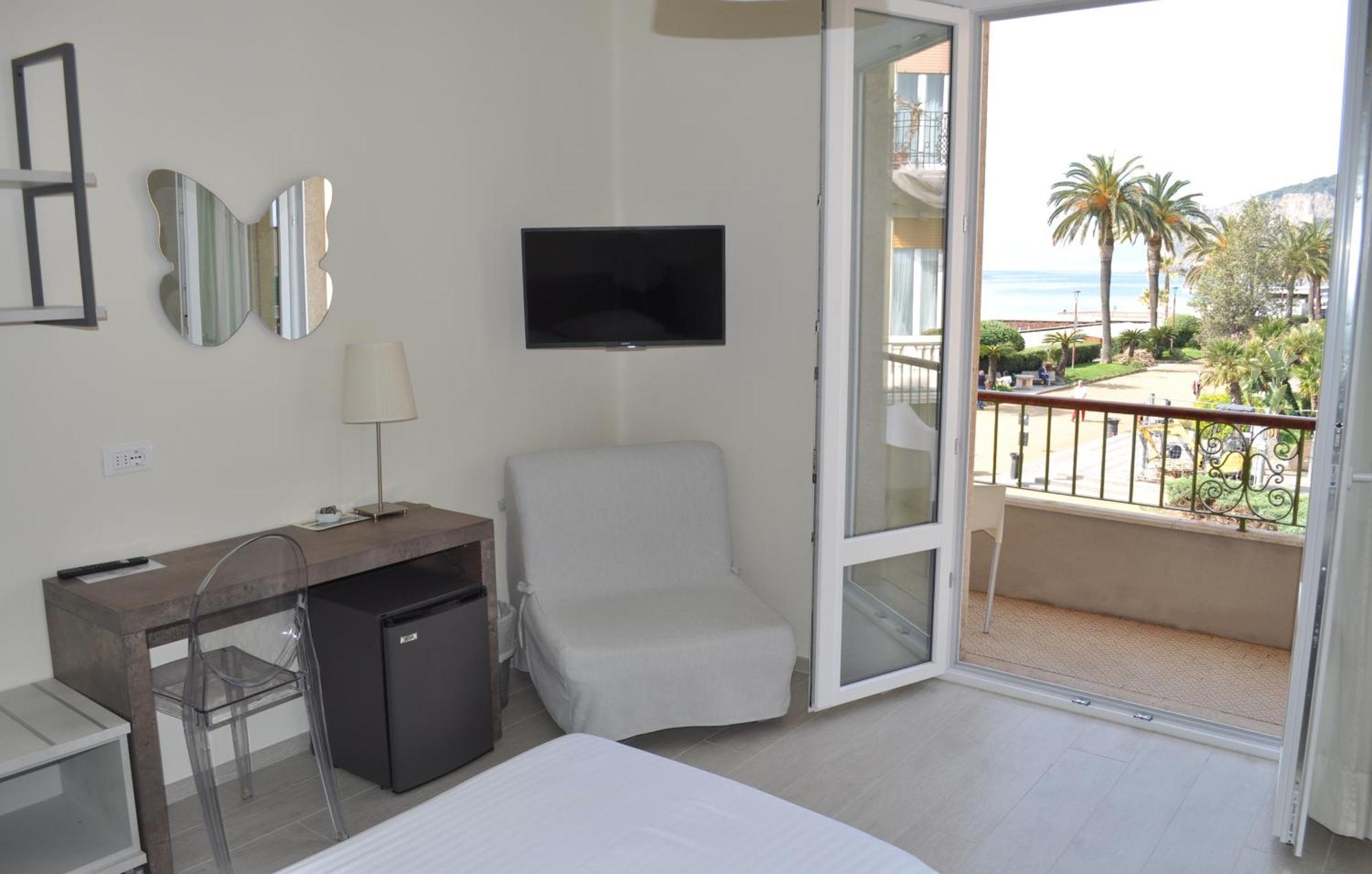 Hotel Boncardo Finale Ligure Esterno foto