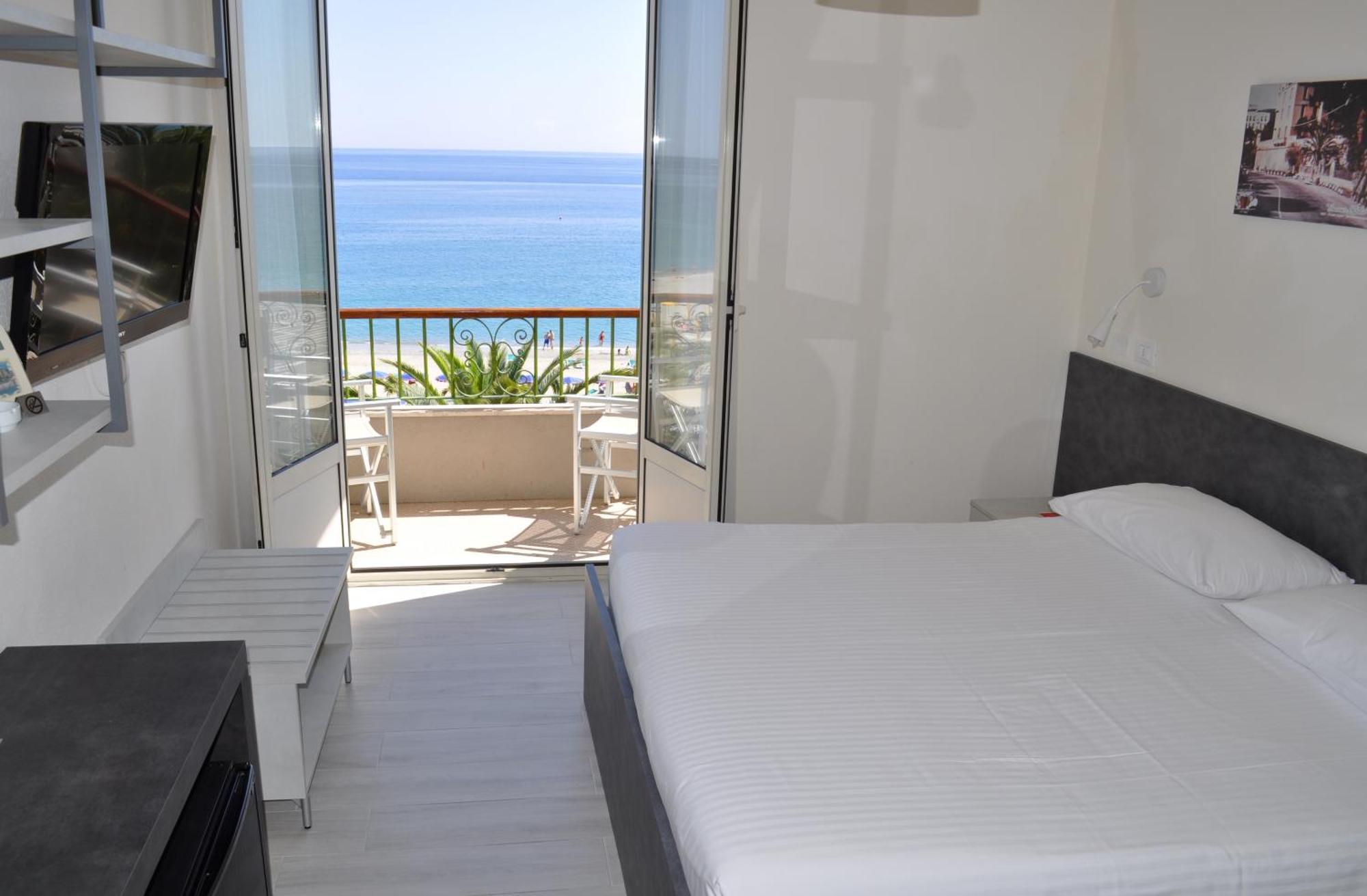 Hotel Boncardo Finale Ligure Esterno foto