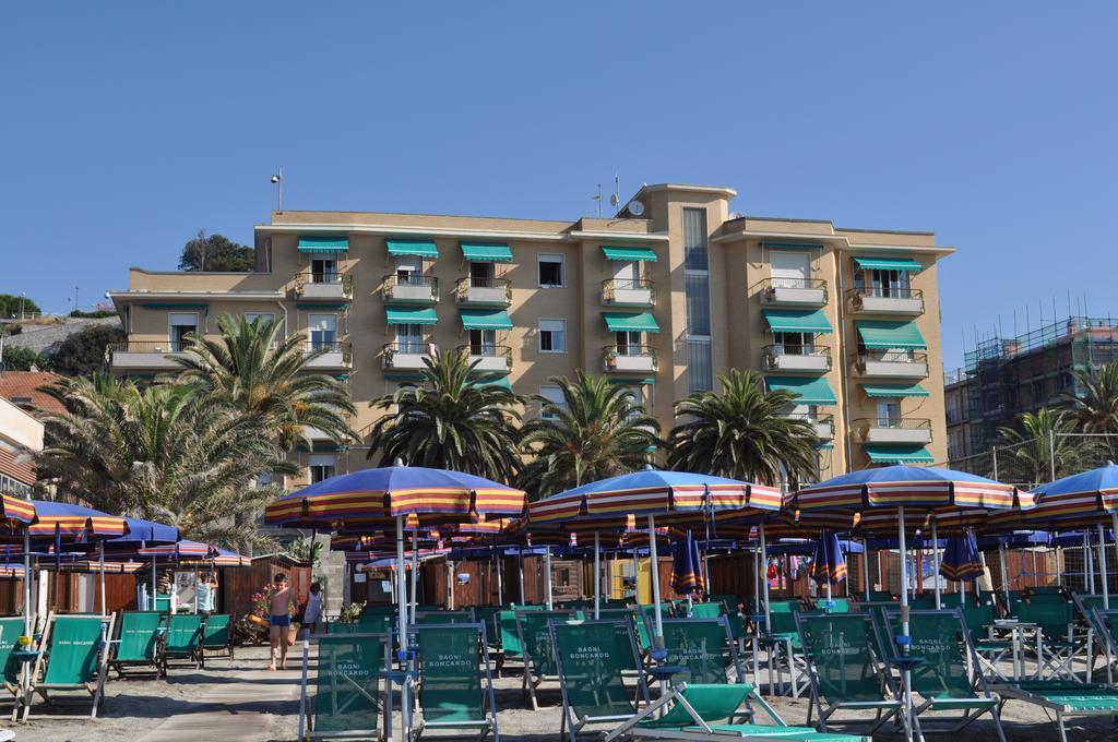 Hotel Boncardo Finale Ligure Esterno foto