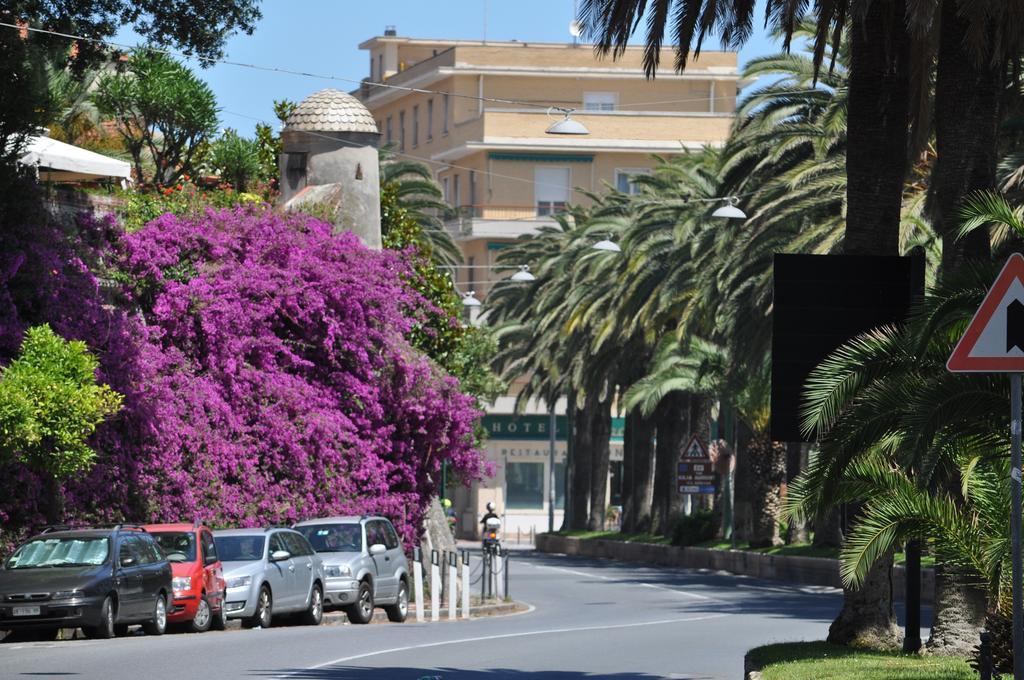 Hotel Boncardo Finale Ligure Esterno foto