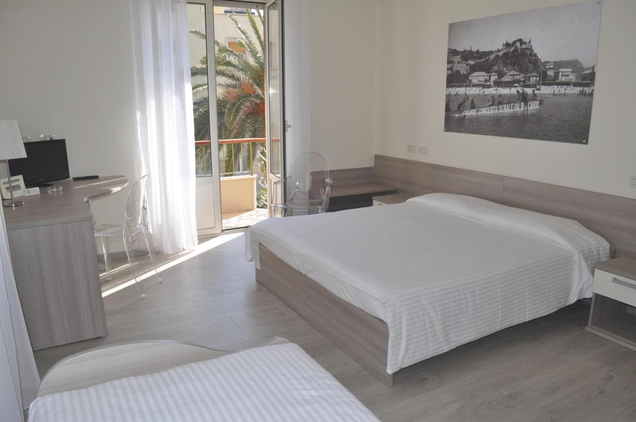 Hotel Boncardo Finale Ligure Esterno foto